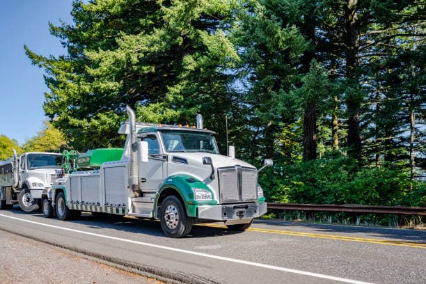 Trust the experts to keep your commercial vehicles running smoothly, no matter the load.